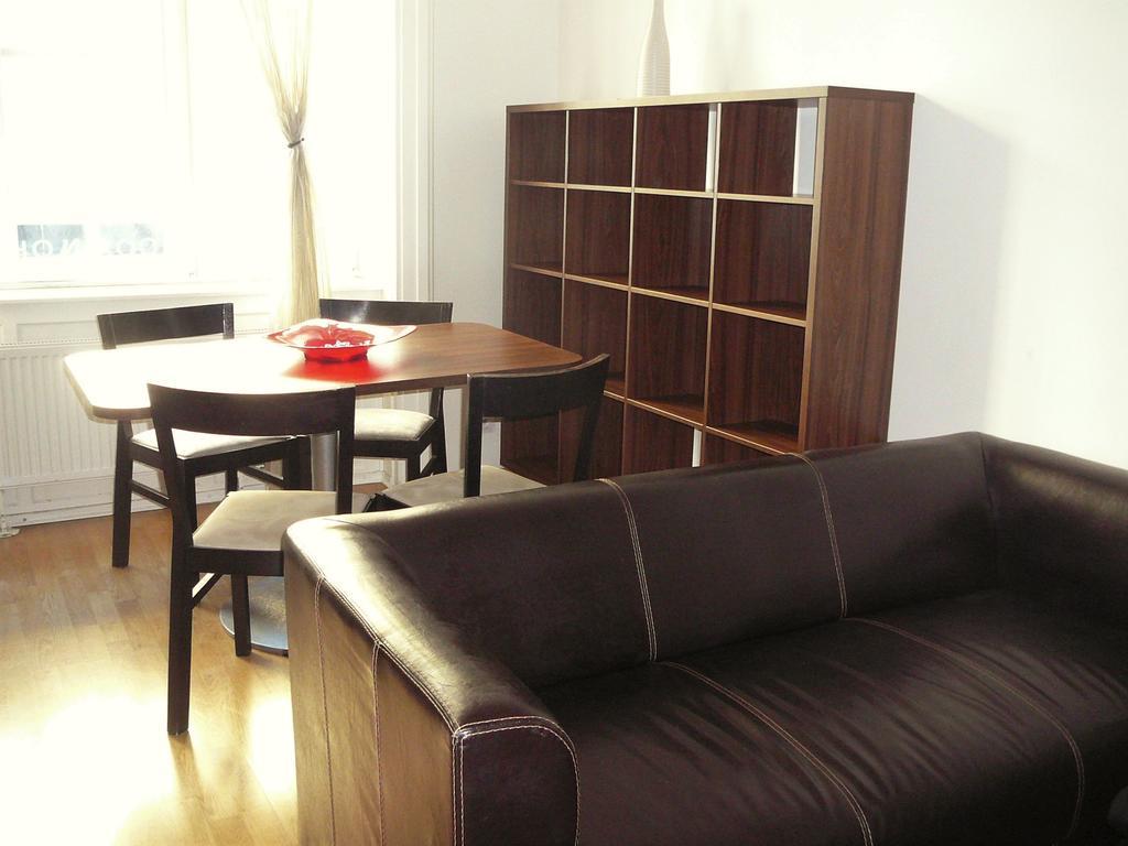 Lion Apartments Medena, Big Size, High Ceilings 布拉迪斯拉发 外观 照片